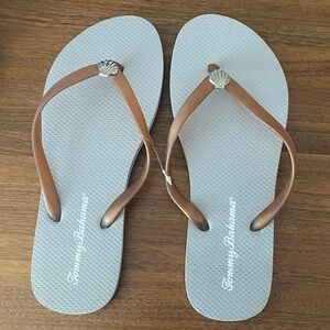 Tommy Bahama Women's Tan and Gray Sandals